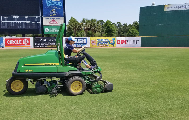 Women’s work: New survey of women in turf Sports turf management women