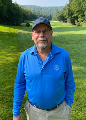 Green turf in the Blue Ridge Pete Gerdon