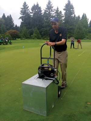 Quantifying golf shoe effects on putting greens Golf shoe effects greens