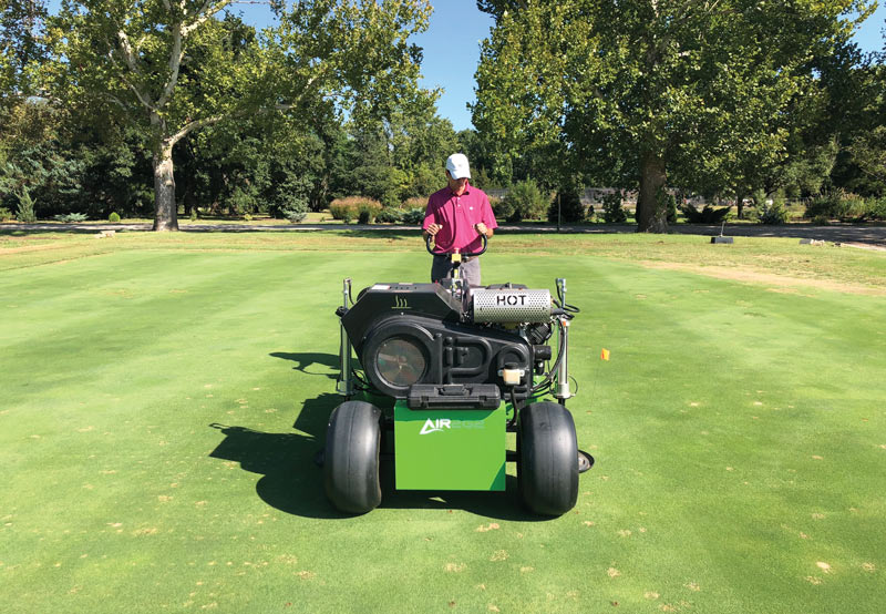 Effects of air and sand injection on soil physical properties Turf air injection